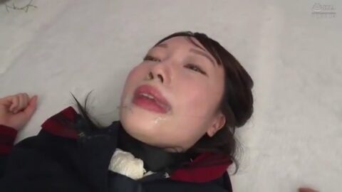 MM号 制服姿の女子大生が面接のプレッシャーを性で発散！フェラから騎乗位まで全開SEX